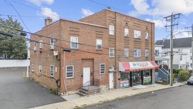 151 Spruce St in Stamford, CT - Building Photo - Building Photo