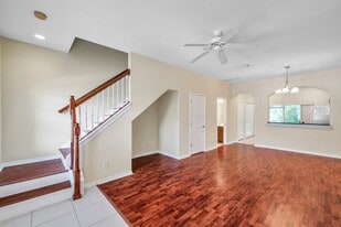 31240 Claridge Pl in Wesley Chapel, FL - Building Photo