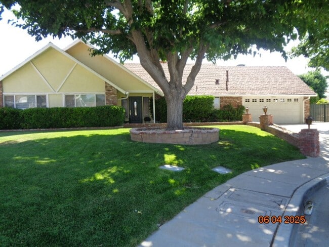 property at 43901 Fabrik Ave