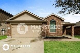 2604 Mill Springs Pass in Fort Worth, TX - Building Photo