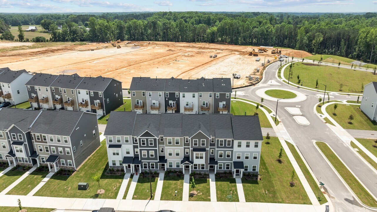 2513 Chert Ln in Raleigh, NC - Building Photo