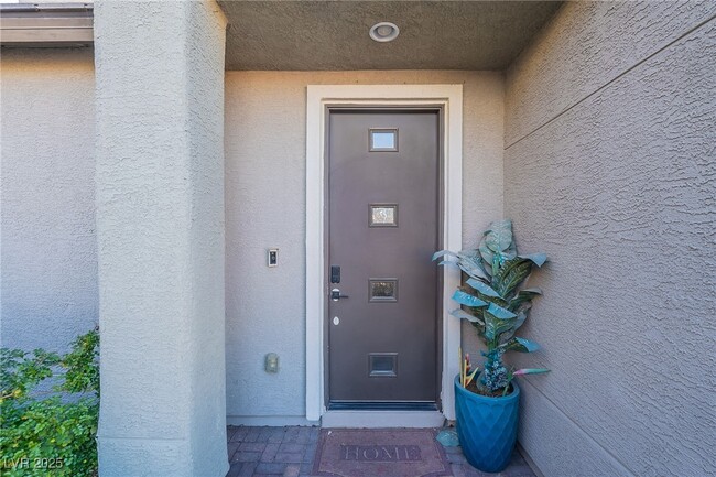 7185 Ashcroft St in North Las Vegas, NV - Building Photo - Building Photo