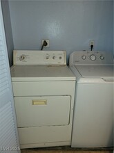 610 Sea Pines Ln in Las Vegas, NV - Building Photo - Building Photo