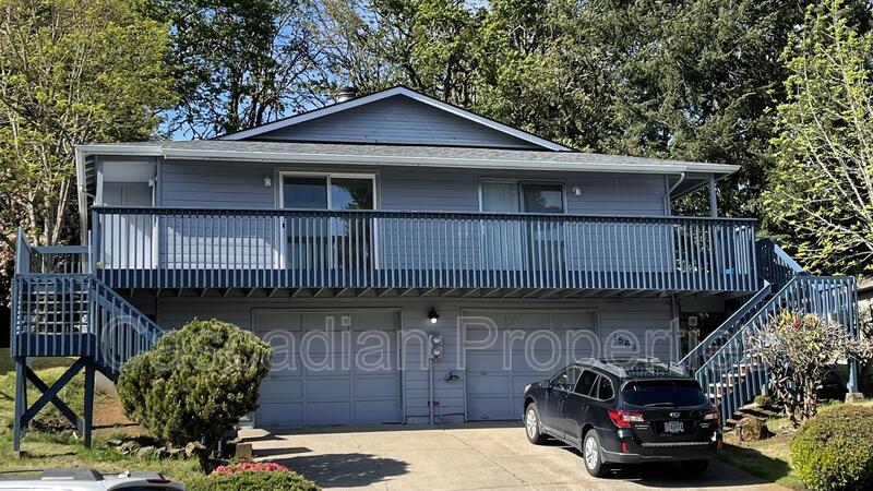 1565 Fircrest Ct SE in Salem, OR - Building Photo