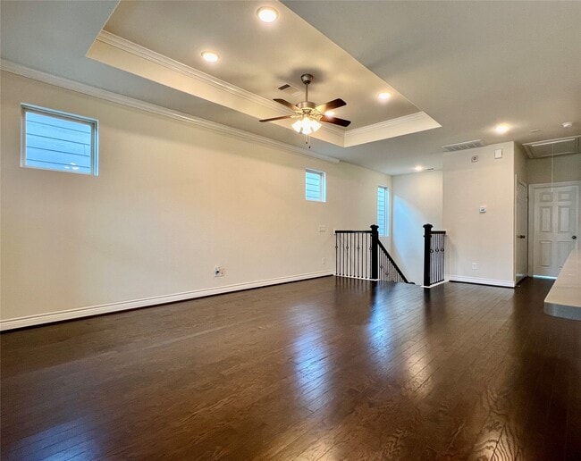 10916 Cannes Memorial Dr in Houston, TX - Foto de edificio - Building Photo