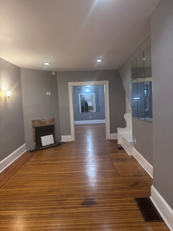 property at 2233 N Park Ave