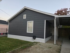 14548 Gainesville St in Houston, TX - Building Photo - Building Photo