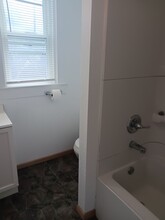 122 S 2nd Ave-Unit -1/2 in Wausau, WI - Building Photo - Building Photo