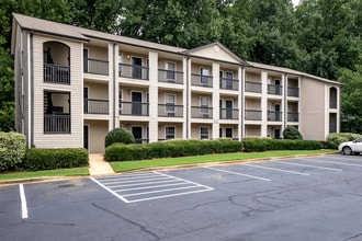 The Grove Apartments in Spartanburg, SC - Building Photo - Building Photo