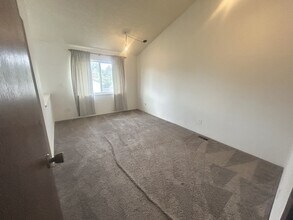 2115 Pleasanton St in Caldwell, ID - Building Photo - Building Photo