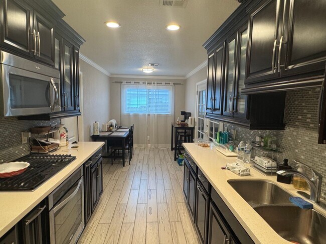 6479 Linn Way in Rio Linda, CA - Building Photo - Building Photo