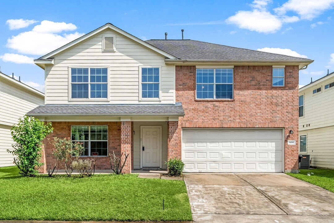 3434 Fiorella Way in Humble, TX - Building Photo