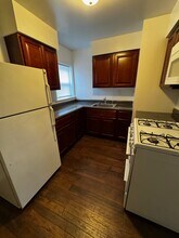 856 Moss St in Philadelphia, PA - Building Photo - Building Photo