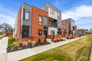 2732 Harrison St, Unit #0 in Detroit, MI - Building Photo