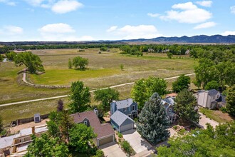 294 W Sycamore Ln in Louisville, CO - Building Photo - Building Photo