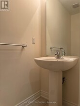 370 Kirkham Dr in Markham, ON - Building Photo - Building Photo