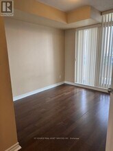 8 Rean Dr in Toronto, ON - Building Photo - Building Photo