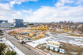 New Lawrence Heights in Toronto, ON - Building Photo - Building Photo