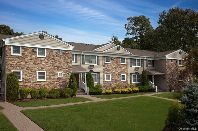 property at 35 Elliott Pl