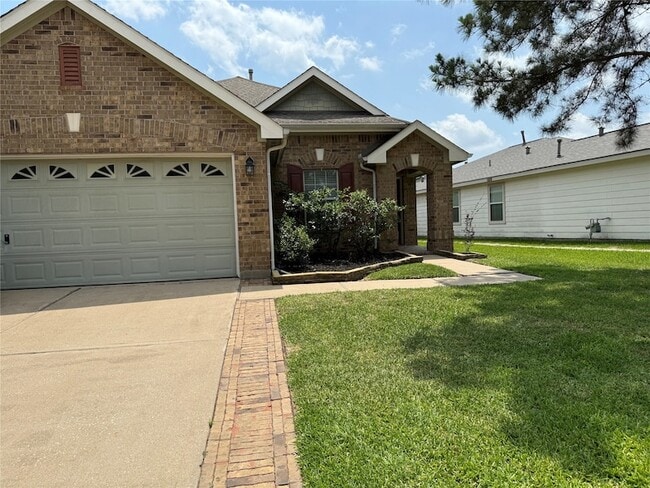 property at 15306 Thistle Rock Ln