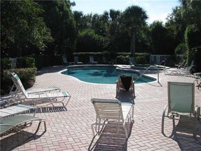1819 Hammocks Ave in Lutz, FL - Building Photo - Building Photo