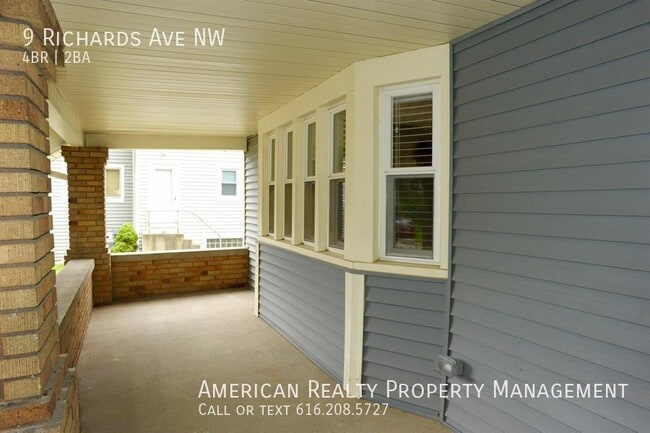 9 Richards Ave NW in Grand Rapids, MI - Building Photo - Building Photo