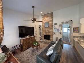 30 Oak Villa Rd in Canyon Lake, TX - Building Photo - Building Photo