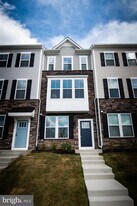 9376 Tanfield Dr in Fredericksburg, VA - Building Photo