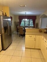 144 Weybridge Cir in Royal Palm Beach, FL - Building Photo - Building Photo