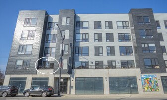 4806 N Magnolia Ave, Unit 211 in Chicago, IL - Building Photo
