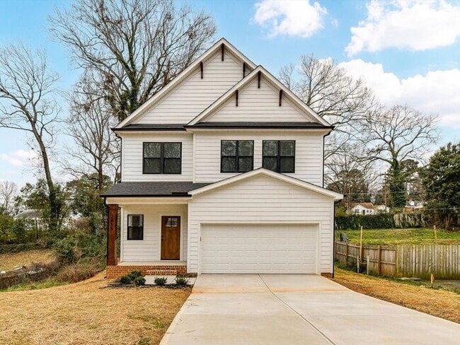 property at 2615 Brentwood Pl