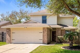 2002 Hickory Glen Dr in Missouri City, TX - Building Photo