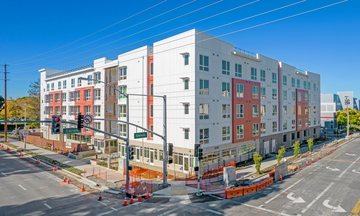 Calabazas Community Apartments in Santa Clara, CA - Building Photo