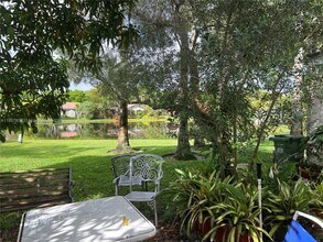 1544 Springside Dr in Weston, FL - Building Photo - Building Photo