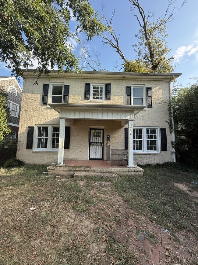 property at 1738 28th St SW