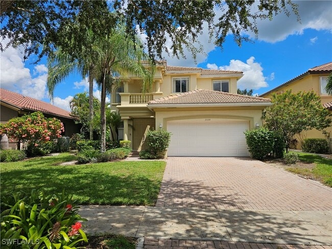 property at 2084 Par Dr