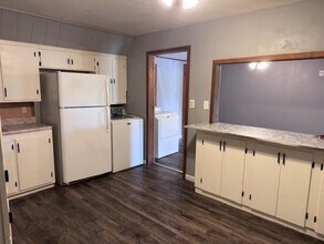 1025 17th St NE in Paris, TX - Building Photo - Building Photo