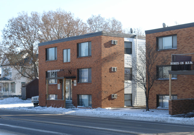 Homes on Main in Anoka, MN - Building Photo - Building Photo