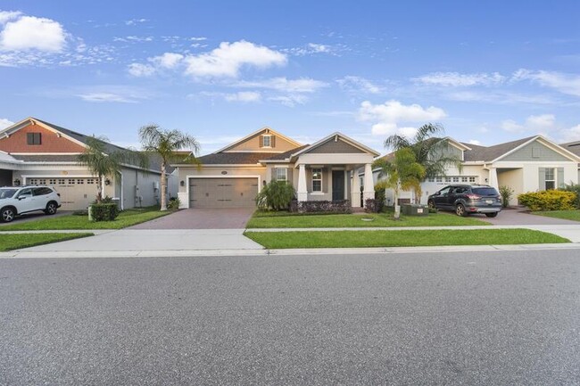 1417 Southern Sun Dr in Oakland, FL - Building Photo - Building Photo