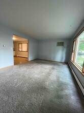 8629 W Summerdale Ave-Unit -1 in Chicago, IL - Building Photo - Building Photo