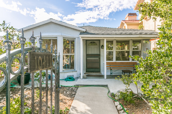 Duplex in Tujunga