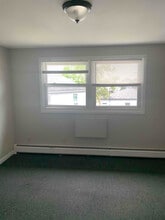 20 Margaret St, Unit 7 in Pawtucket, RI - Building Photo - Building Photo