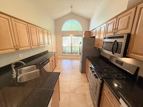 2933 Tewkesbury Trce in Tallahassee, FL - Building Photo - Building Photo