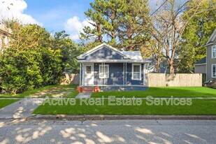 1217 Hull St in Chesapeake, VA - Building Photo