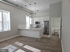 59 High St in Philadelphia, PA - Building Photo