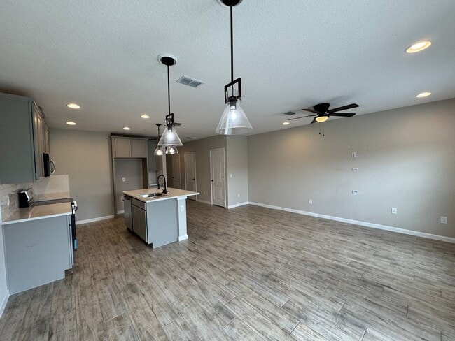 307 Smugglers Way in Apopka, FL - Building Photo - Building Photo
