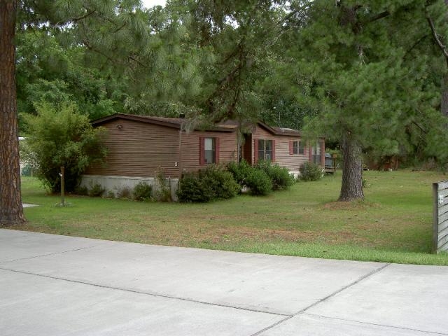 89 Paris Island Gtwy in Beaufort, SC - Building Photo - Building Photo