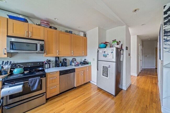 property at 76 Everett St