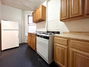 2507 Cruger Ave in Bronx, NY - Building Photo - Building Photo