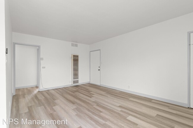731 Orange Ave in Long Beach, CA - Building Photo - Building Photo